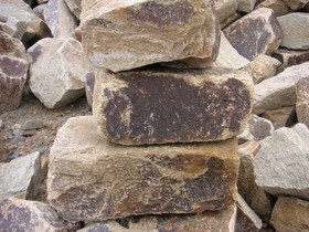 La roche calcaire (Ca CO3)